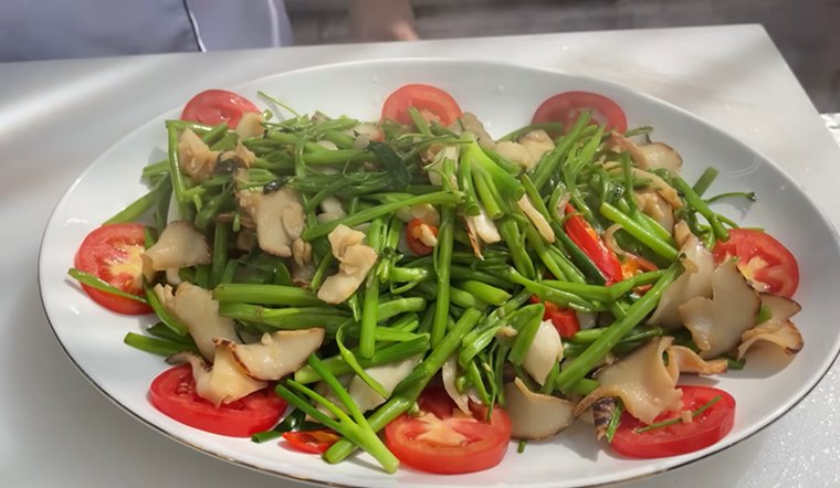 Cách trồng rau muống trong thùng xốp